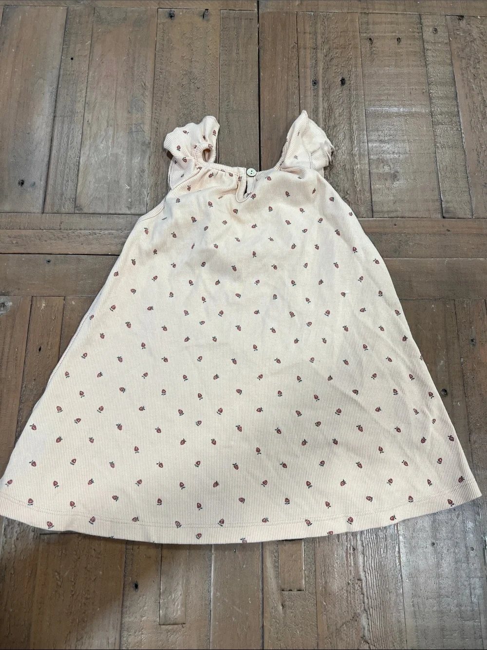 Quincy Mae ribbed strawberry print ruffle collar dress 2-3 years play condition